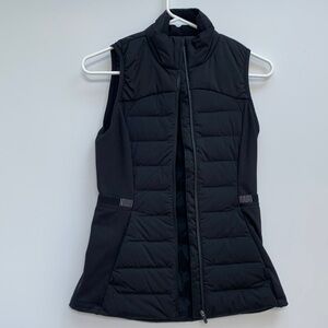 Lululemon black Down for it all Vest size 2 NWOT
